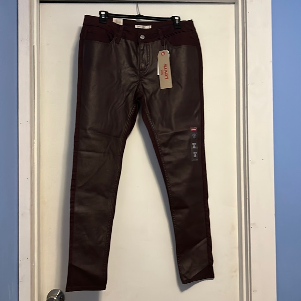 Women’s size 31 brand new Super skinny Levi’s jeans